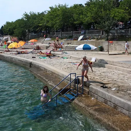 شقة With Swimming Pool Selce, Crikvenica - 27451 *