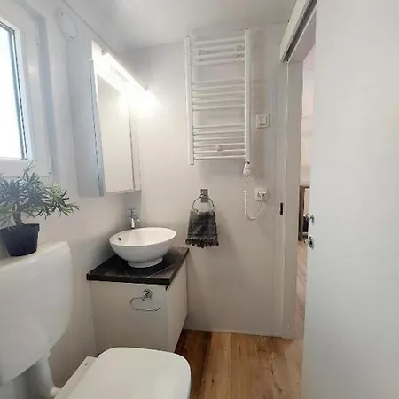 With Swimming Pool Selce, Crikvenica - 27451 شقة